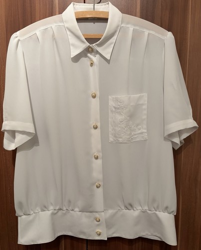 Weiße bluse mit stickerei - weiße,